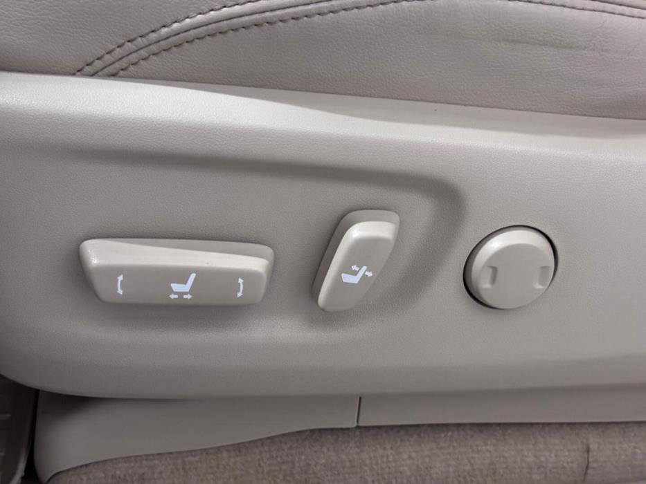 TOYOTA Land Cruiser 2020