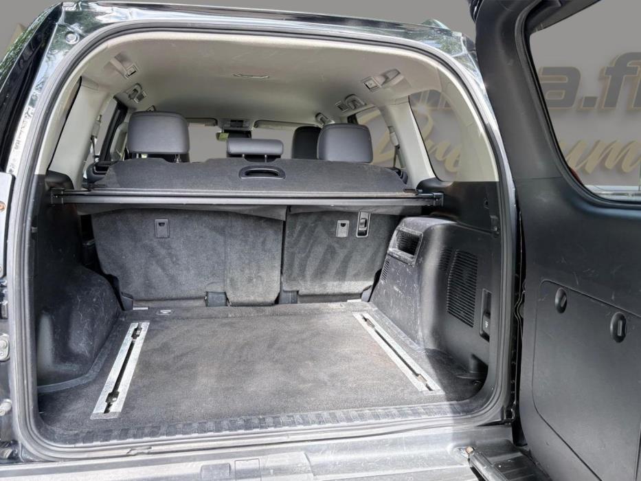 TOYOTA Land Cruiser 2019