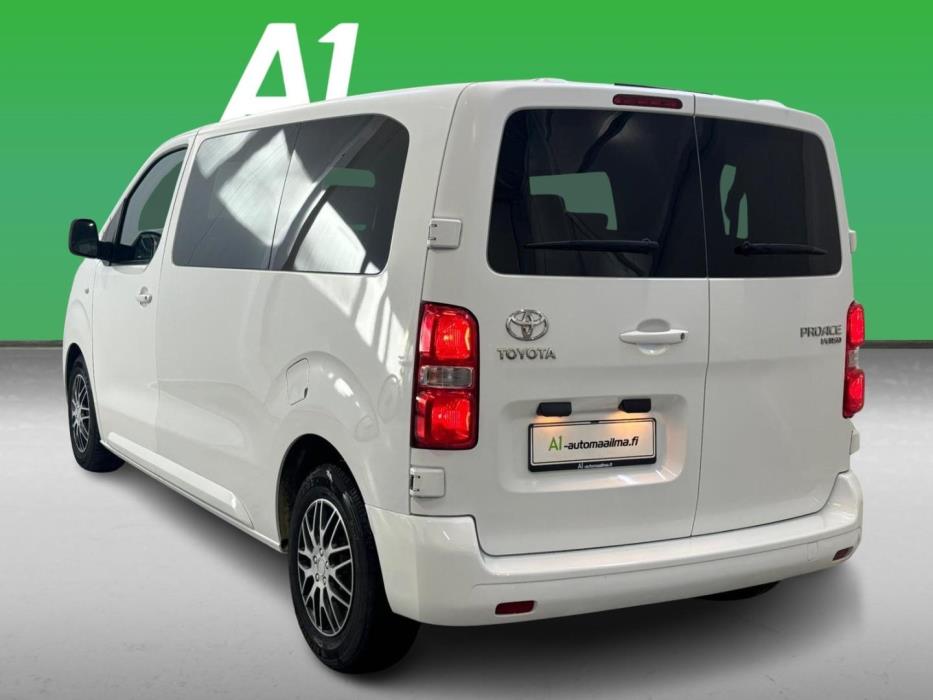 TOYOTA Proace Verso 2018