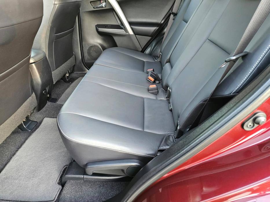 TOYOTA RAV4 2016