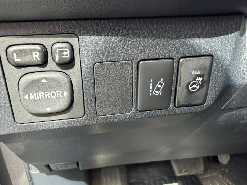 TOYOTA RAV4 2017