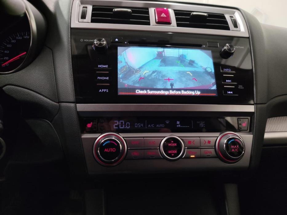 SUBARU Outback 2015