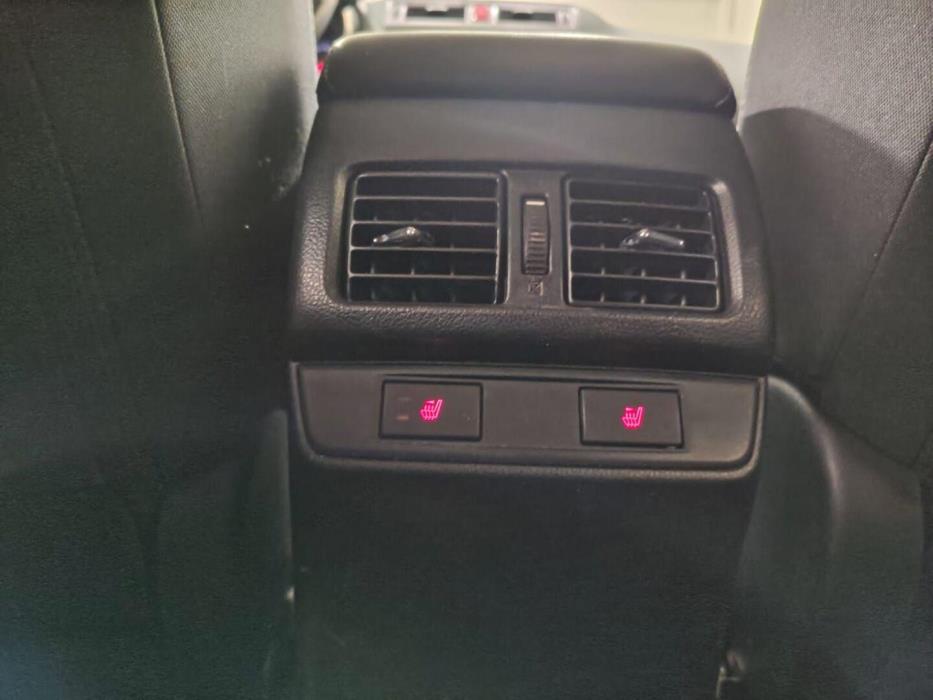 SUBARU Outback 2015