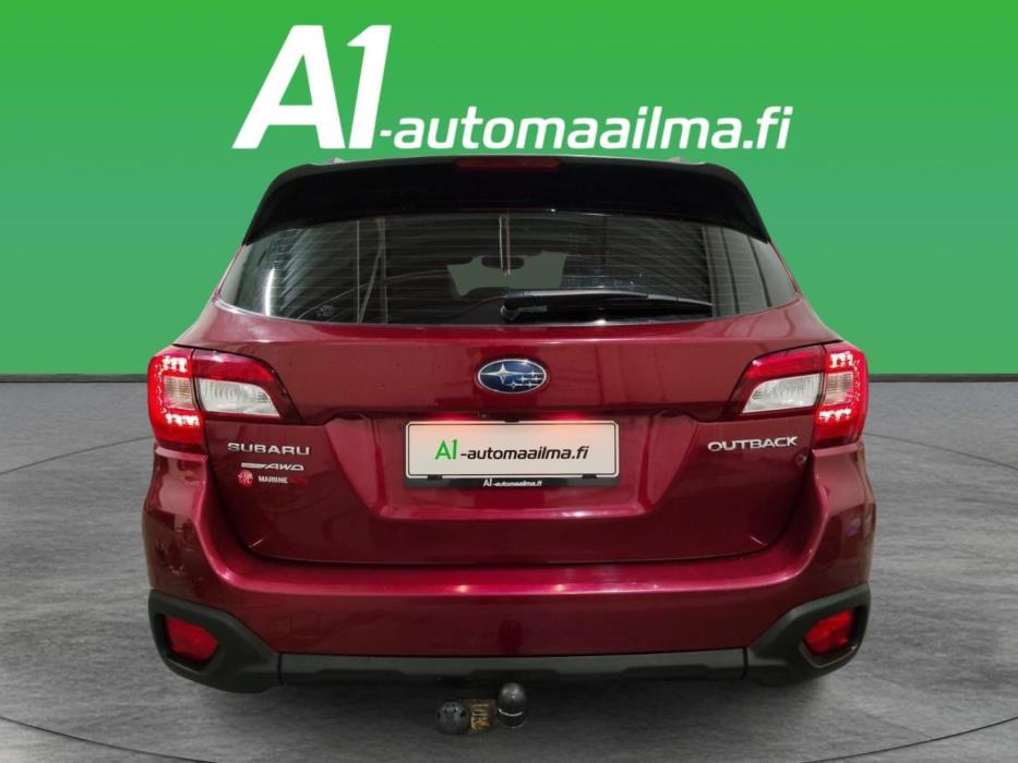 SUBARU Outback 2015
