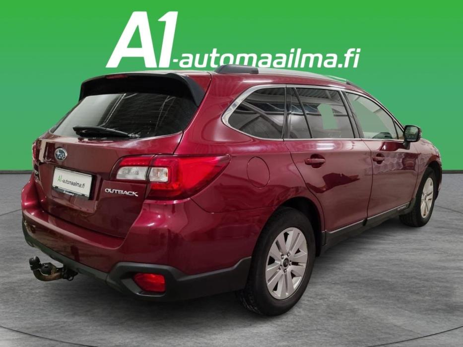 SUBARU Outback 2015