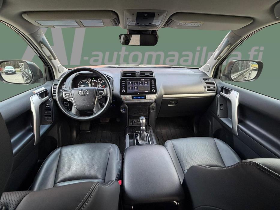 TOYOTA Land Cruiser 2021