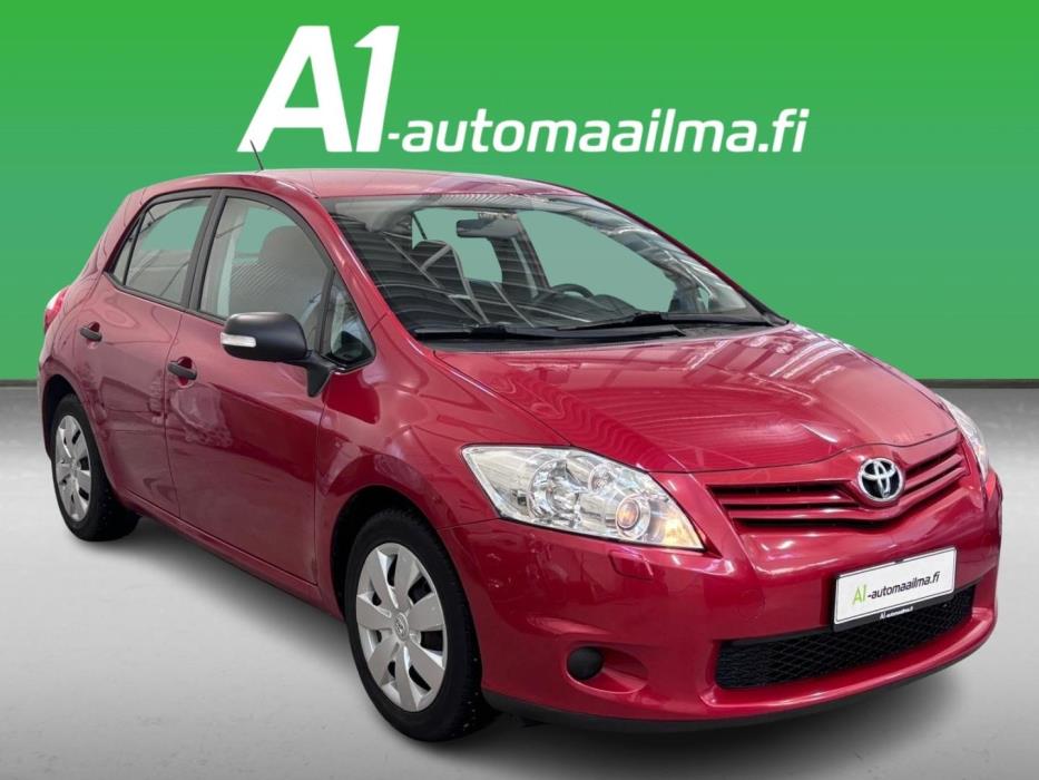 TOYOTA Auris 2010