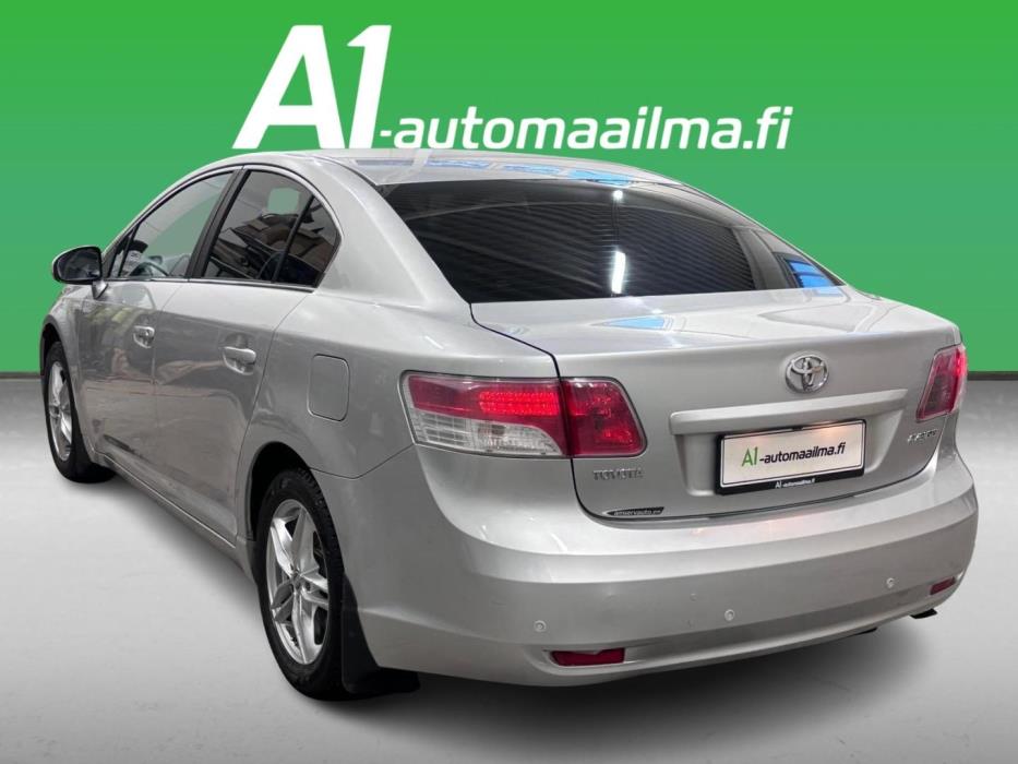 TOYOTA Avensis 2009