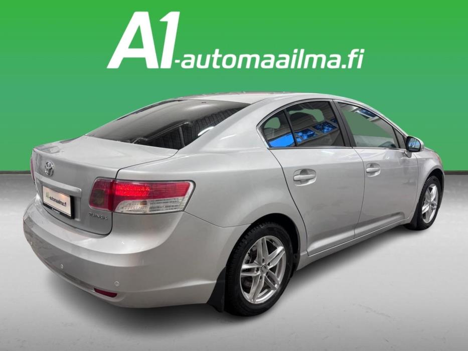 TOYOTA Avensis 2009