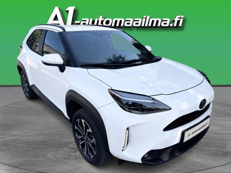 TOYOTA Yaris Cross 2024