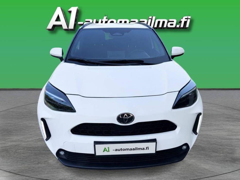 TOYOTA Yaris Cross 2024