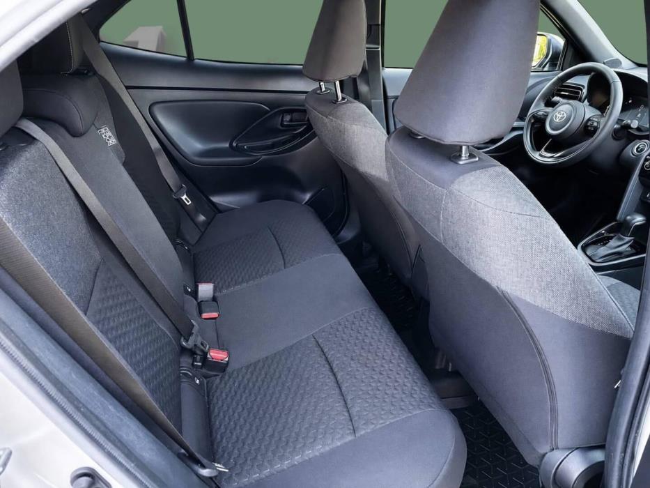 TOYOTA Yaris Cross 2024