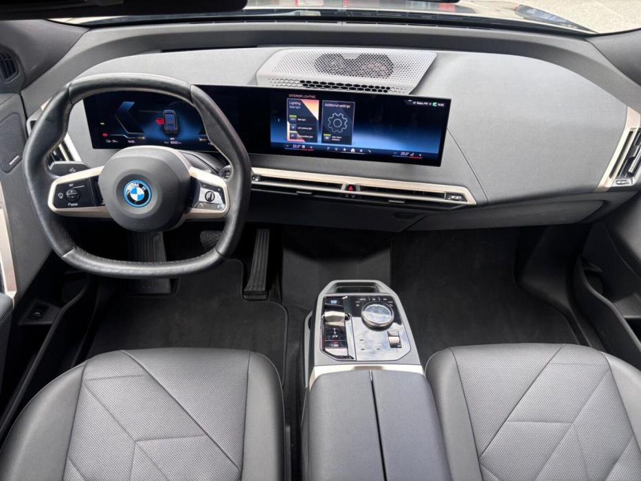 BMW iX 2023