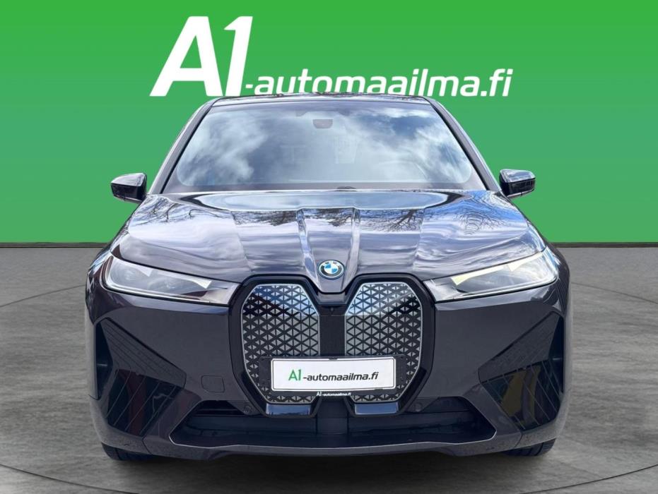 BMW iX 2023