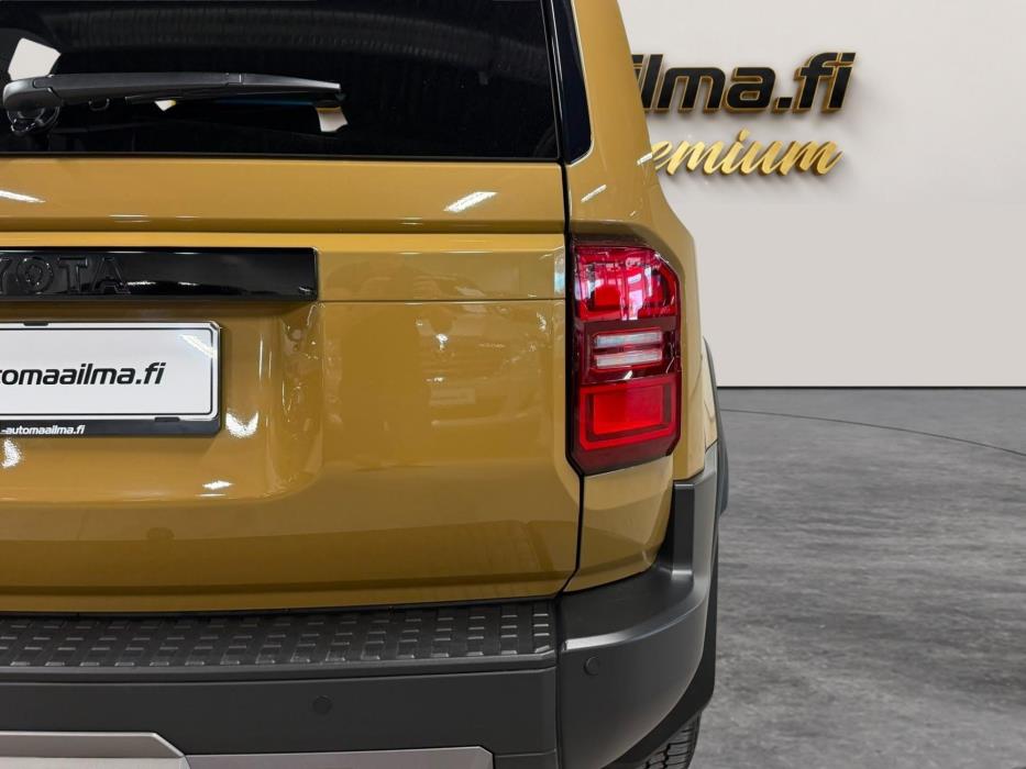 TOYOTA Land Cruiser 2025