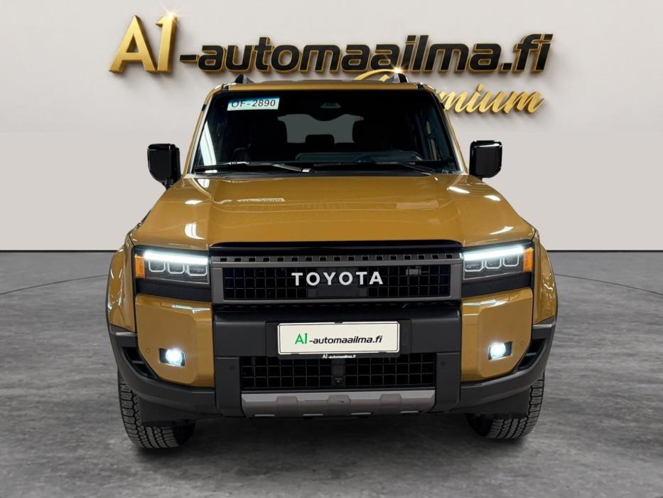 TOYOTA Land Cruiser 2025