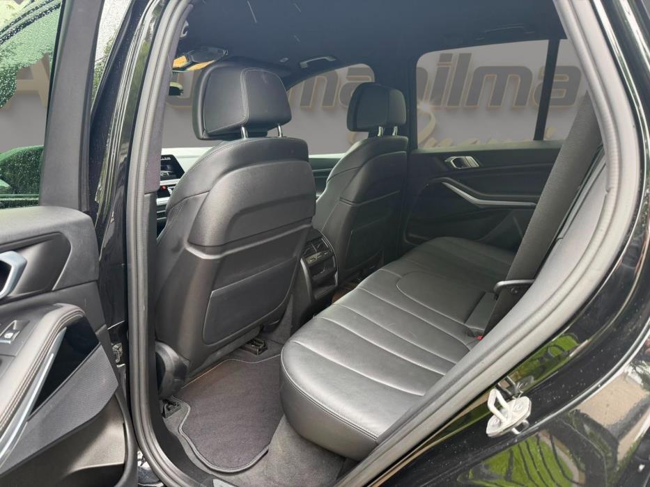 BMW X5 2021