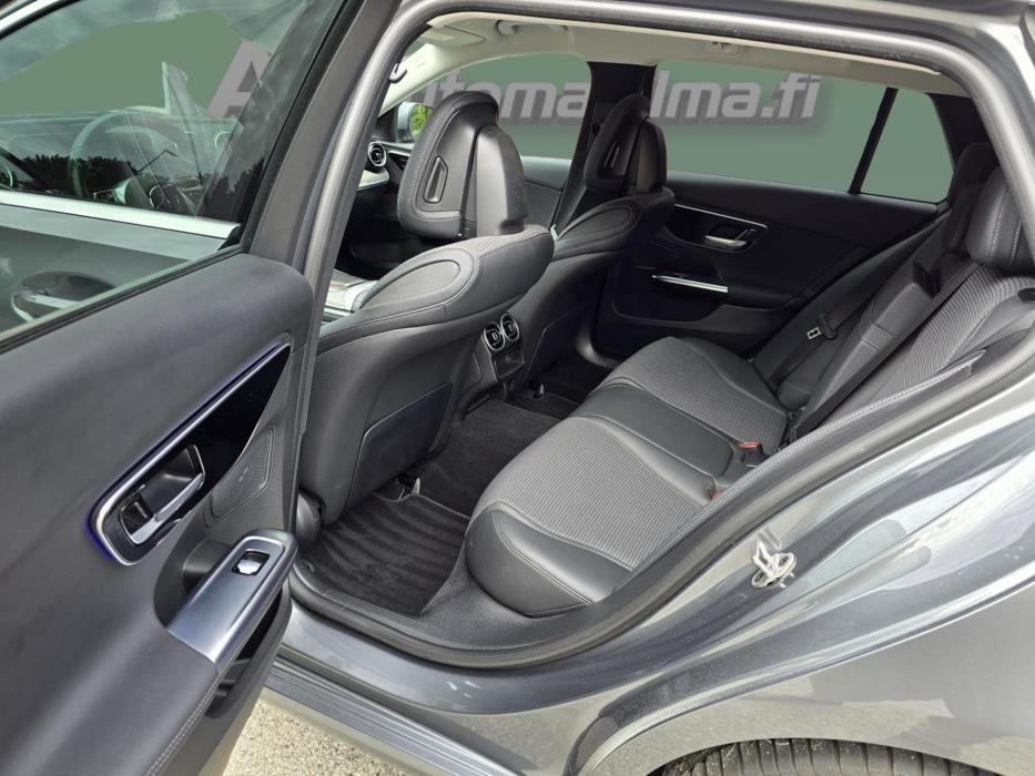 MERCEDES-BENZ C 2022