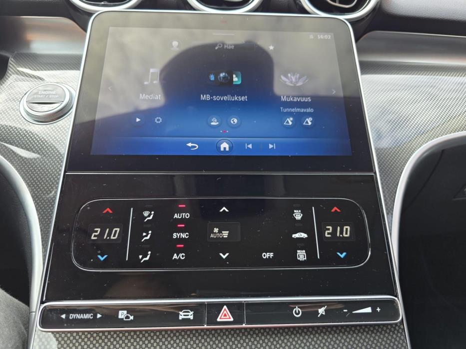 MERCEDES-BENZ C 2022