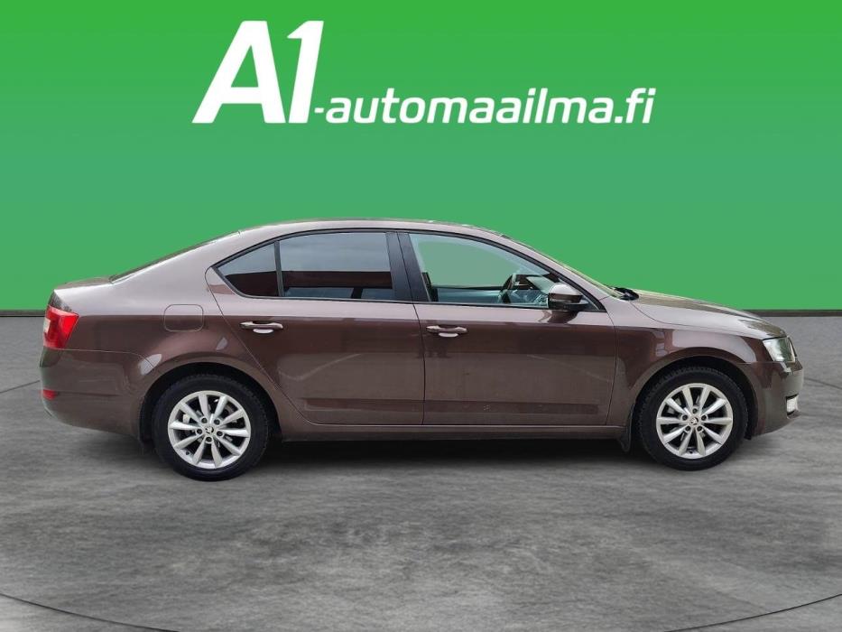 SKODA Octavia 2013