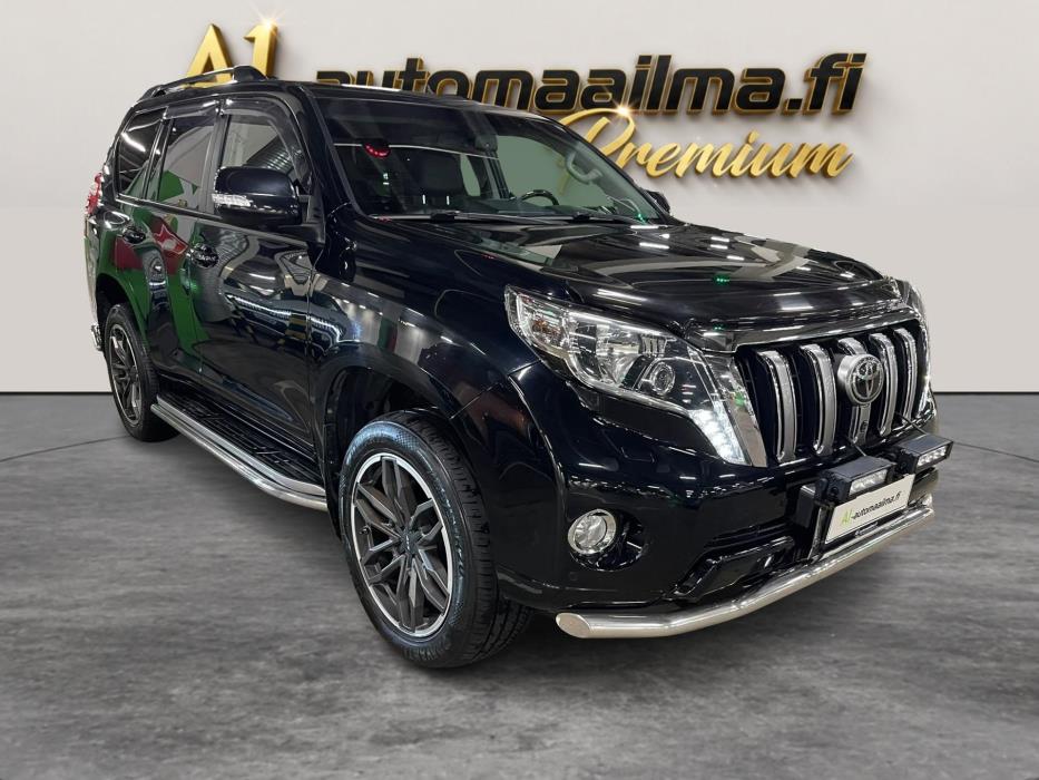 TOYOTA Land Cruiser 2017