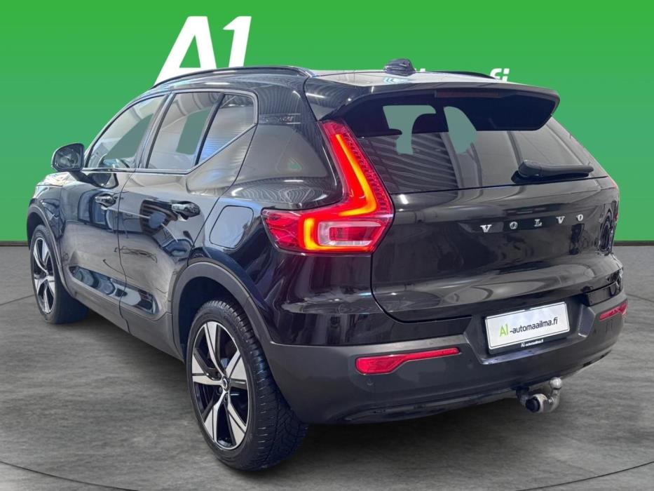 VOLVO XC40 2020