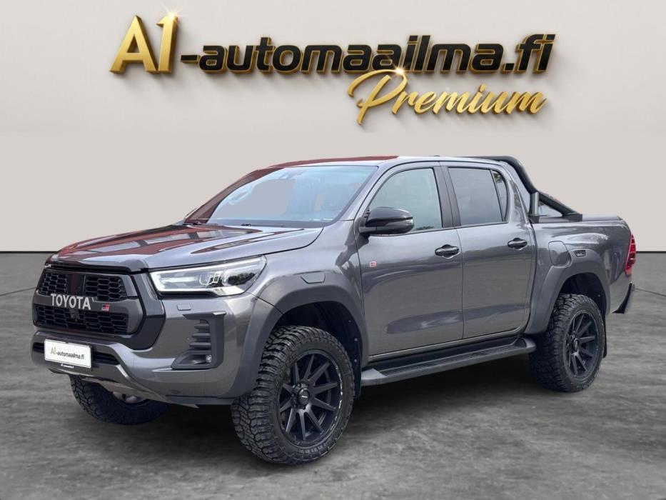 TOYOTA Hilux 2023
