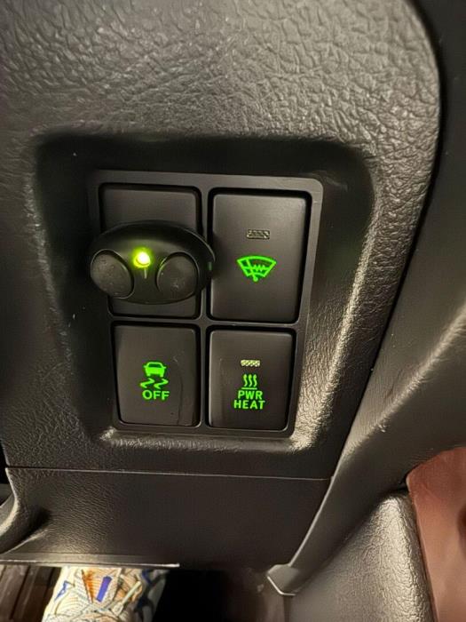 TOYOTA Land Cruiser 2016