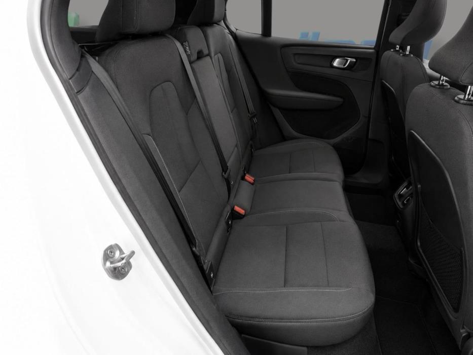 VOLVO C40 2023