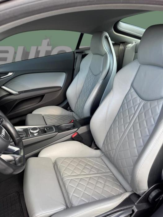 AUDI TT 2015