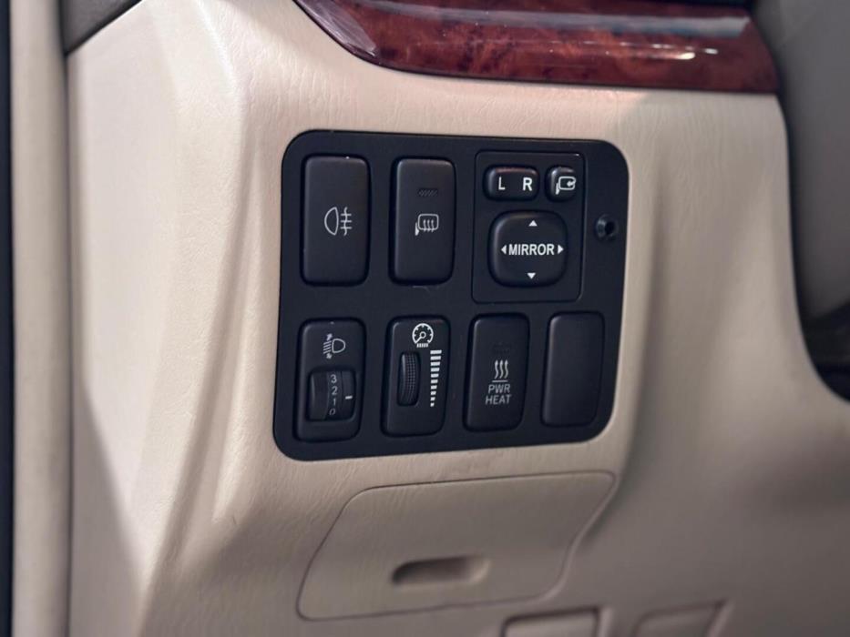 TOYOTA Land Cruiser 2006