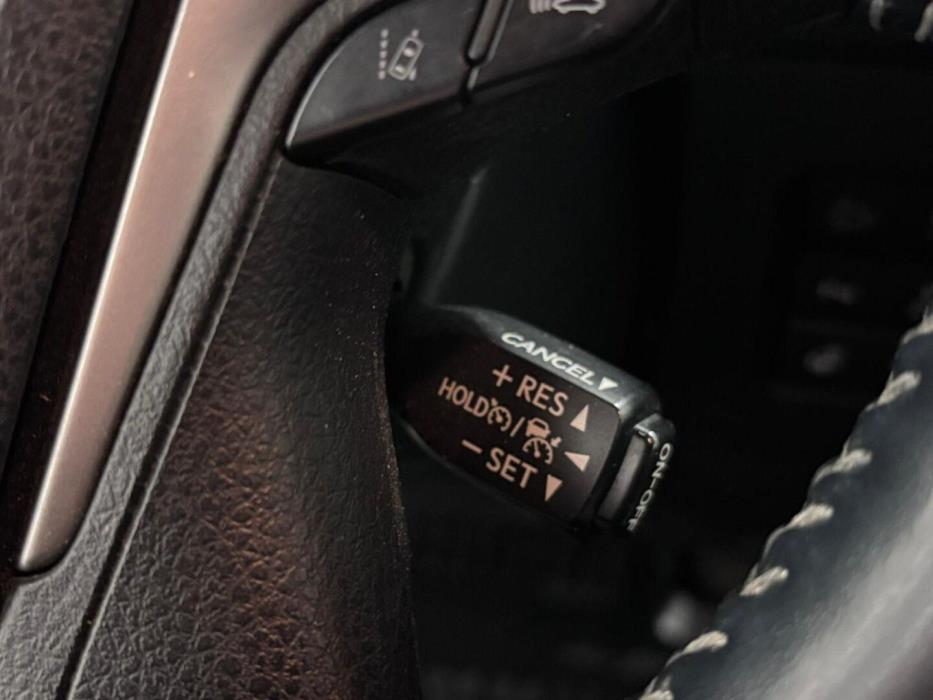 TOYOTA Land Cruiser 2019