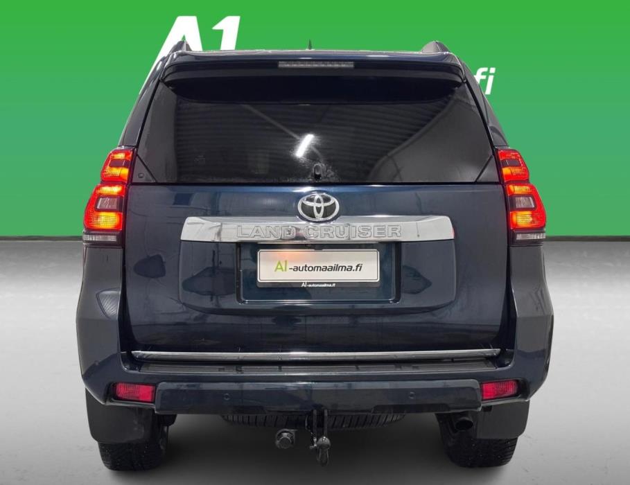 TOYOTA Land Cruiser 2019