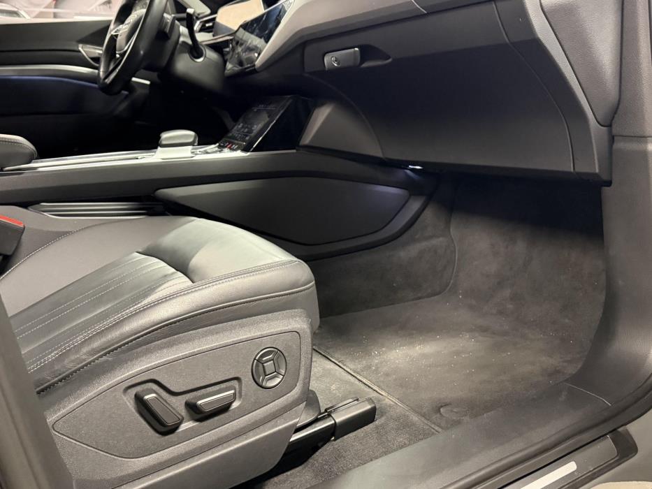 AUDI Q8 e-tron 2023