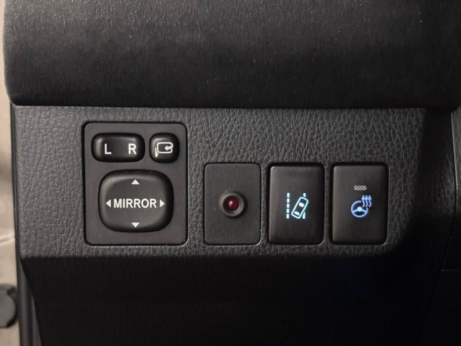 TOYOTA RAV4 2017