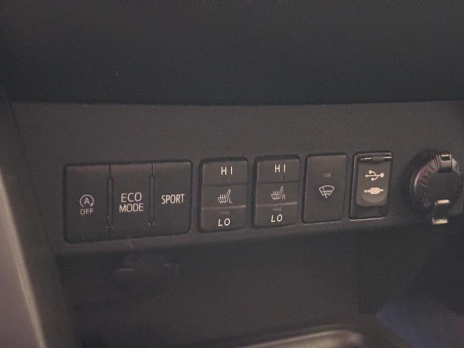 TOYOTA RAV4 2017