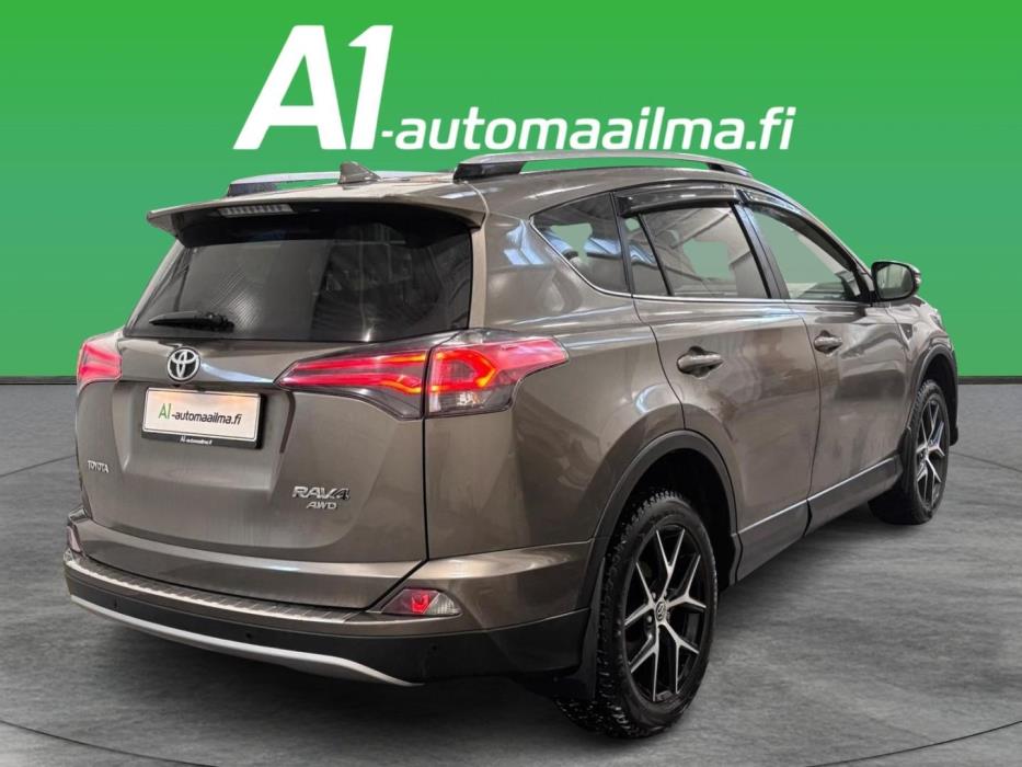 TOYOTA RAV4 2017