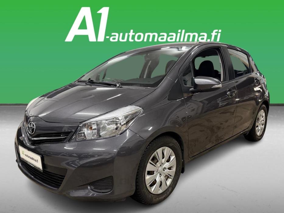 TOYOTA Yaris 2012