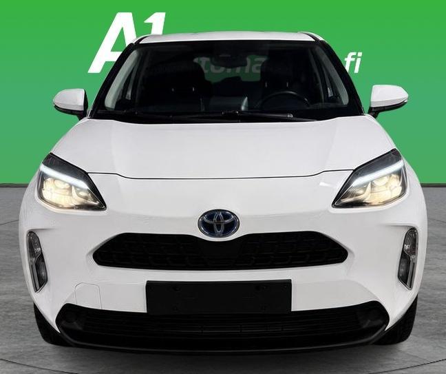 TOYOTA Yaris Cross 2024
