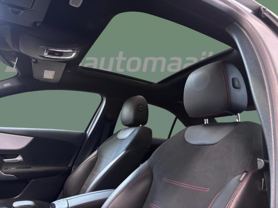MERCEDES-BENZ A 2020
