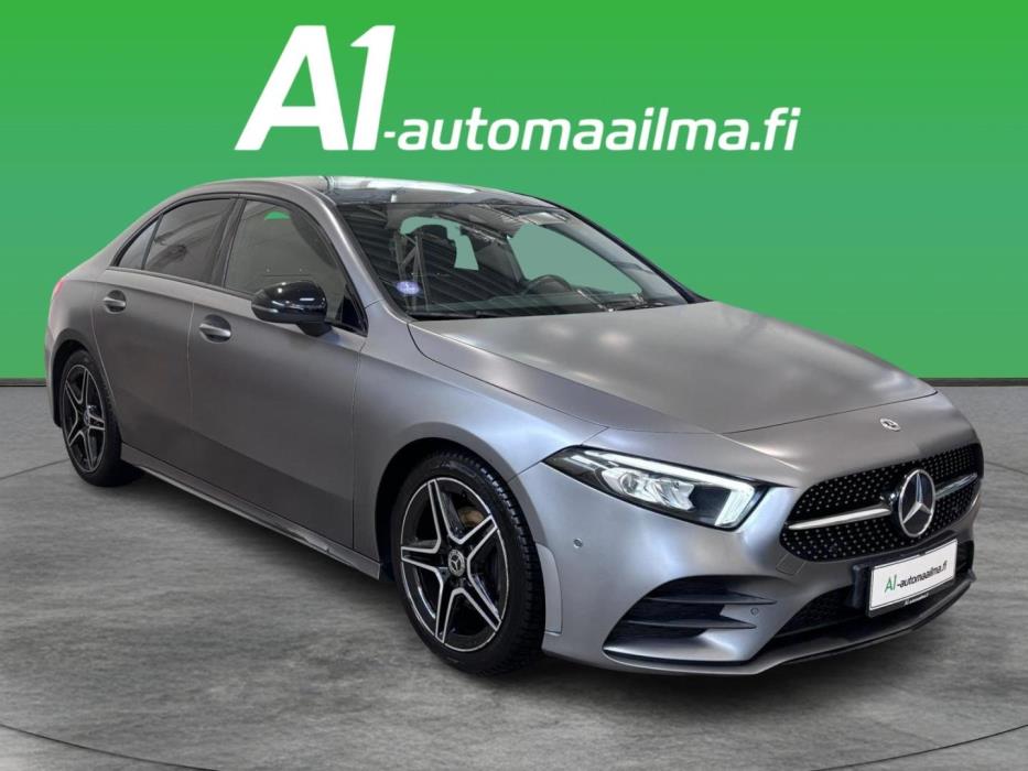 MERCEDES-BENZ A 2020
