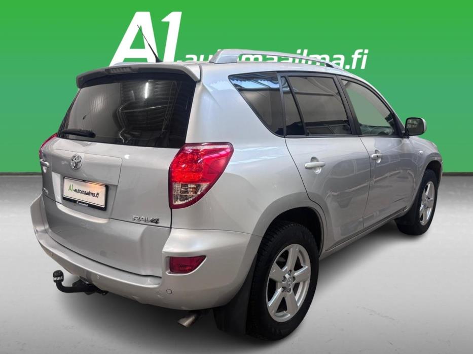TOYOTA RAV4 2009