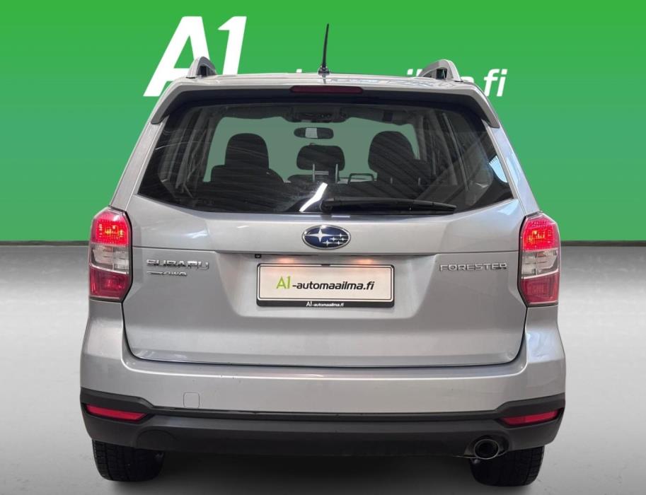 SUBARU Forester 2014
