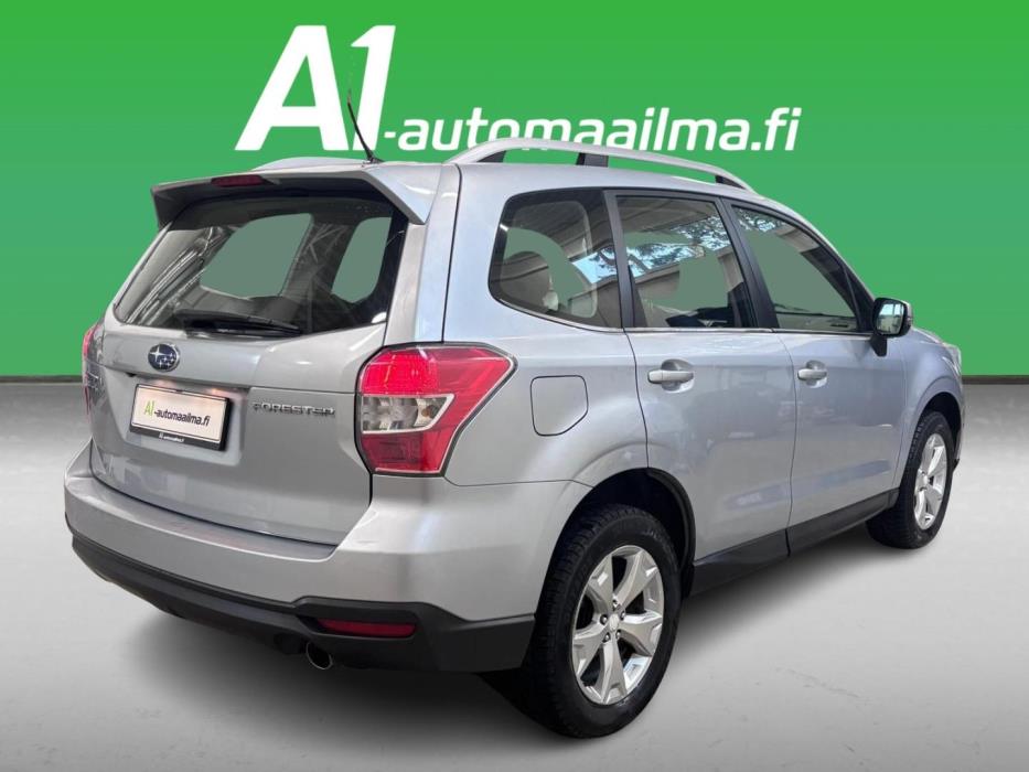 SUBARU Forester 2014