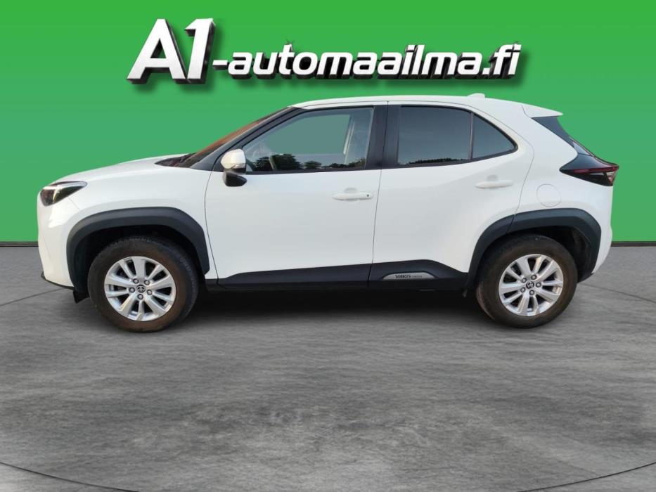 TOYOTA Yaris Cross 2024
