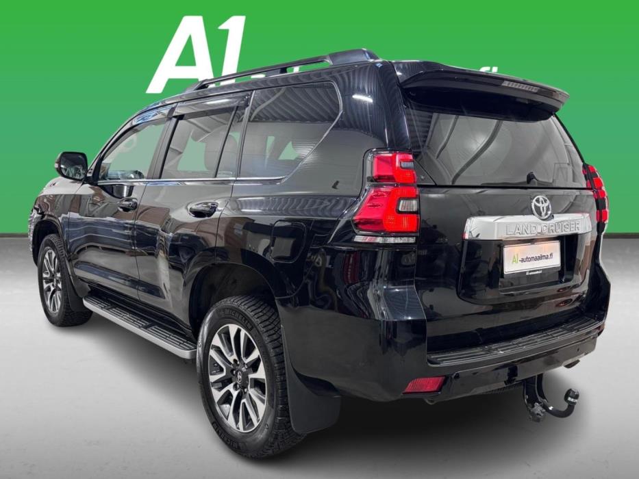 TOYOTA Land Cruiser 2022