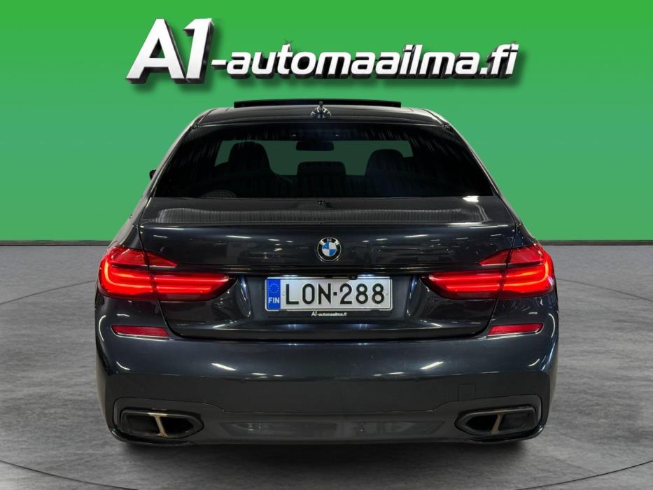 BMW 740 2017