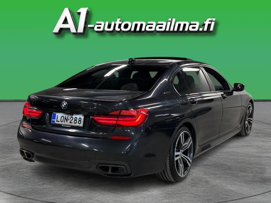 BMW 740 2017