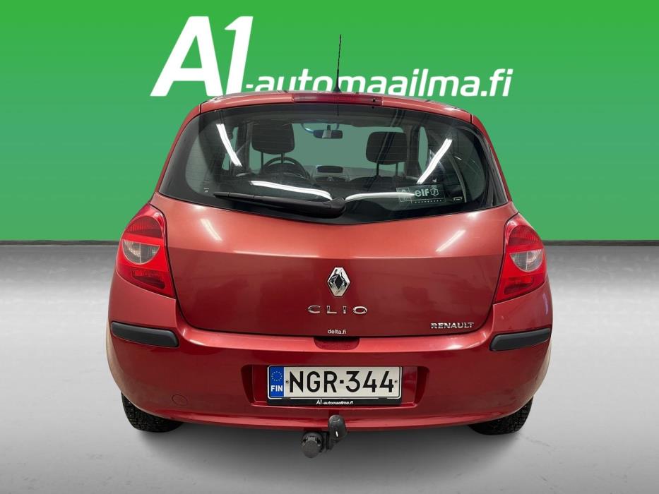 RENAULT Clio 2007