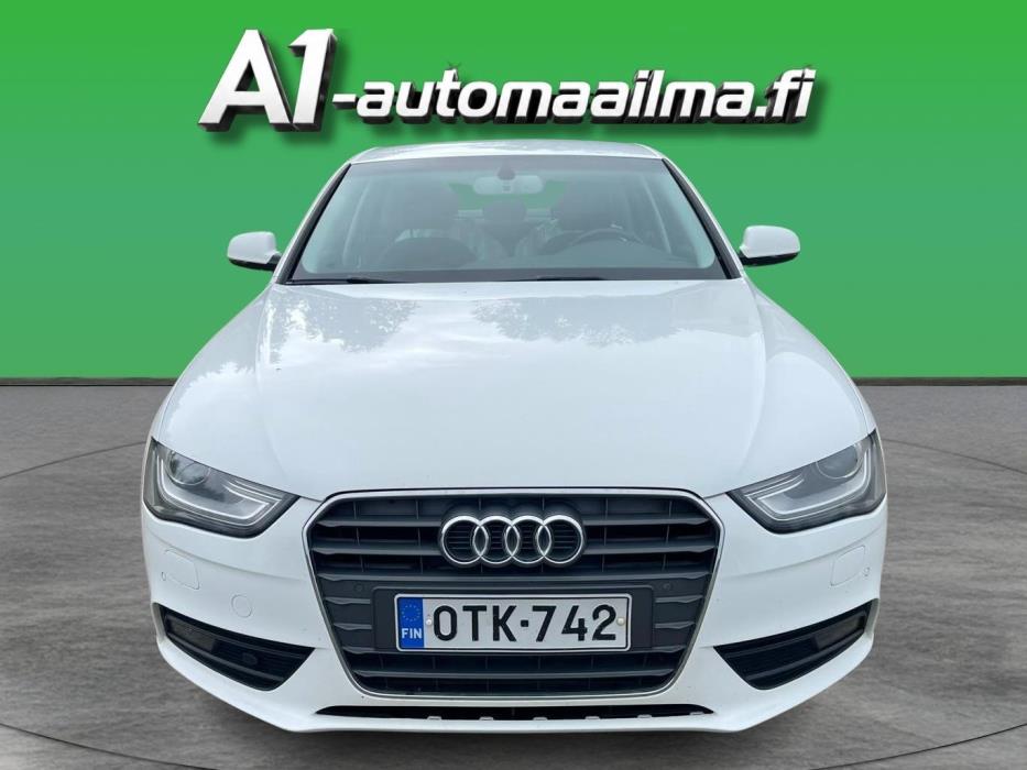 AUDI A4 2012
